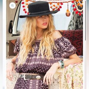 💜 Spell Gypsiana Off The Shoulder Top💜